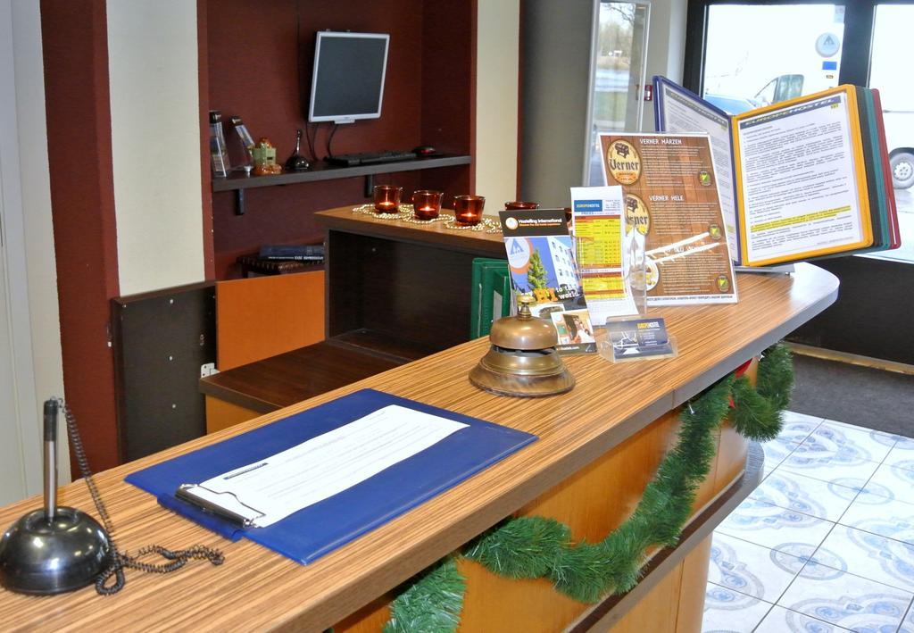 Eurohotel Маарду Екстериор снимка